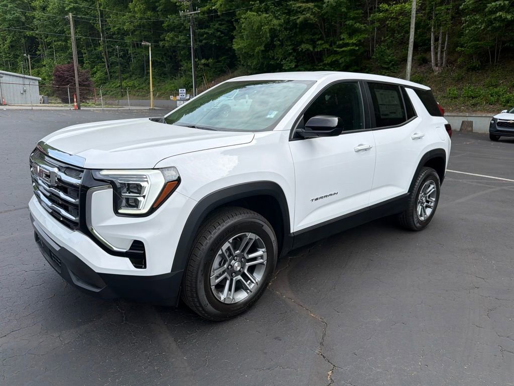 New 2026 GMC Terrain Elevation FWD image 2