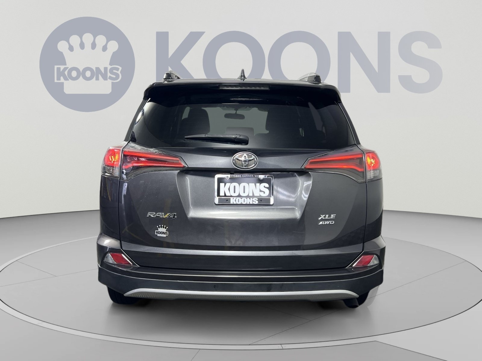 Used 2016 Toyota RAV4 XLE AWD/4WD image 5