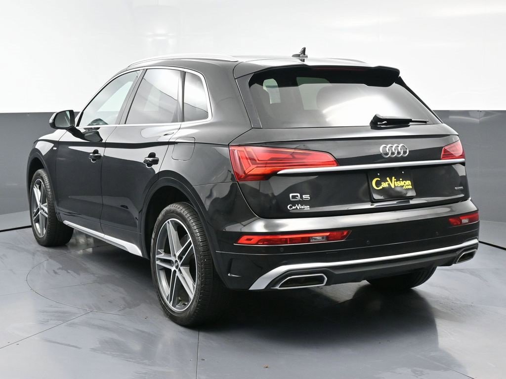 Used 2023 Audi Q5 e Premium w/ Convenience Package image 7