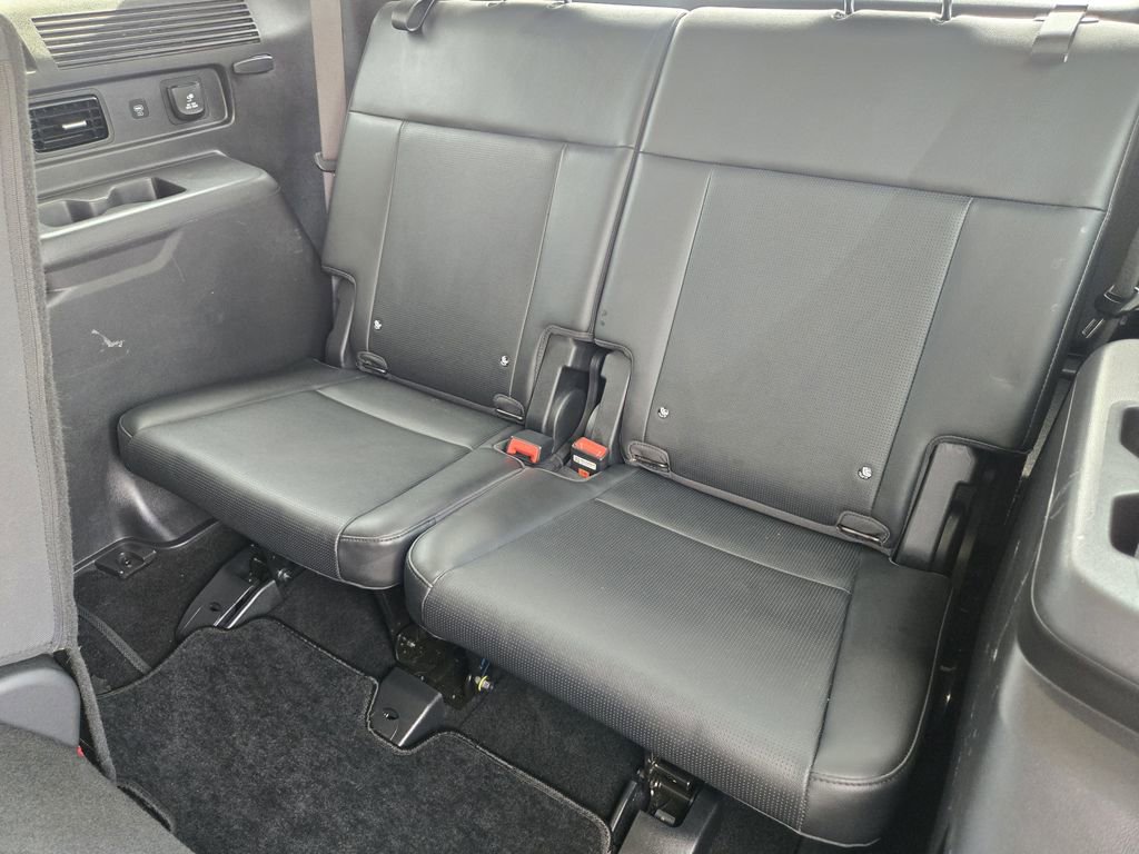 Used 2024 Hyundai Santa Fe Limited image 29