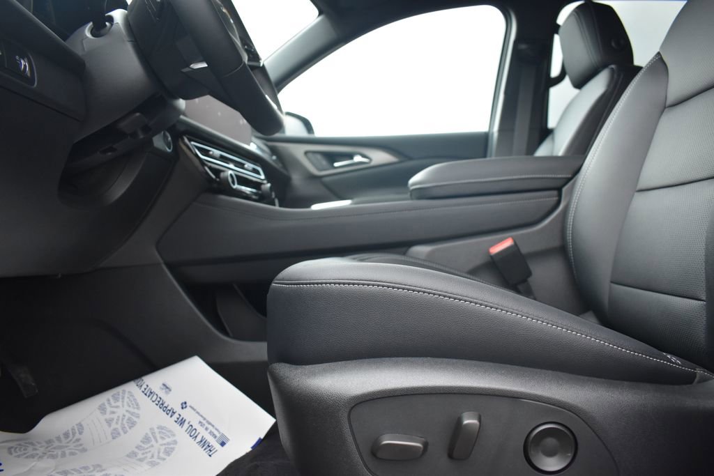 New 2026 Chevrolet Traverse LT image 6