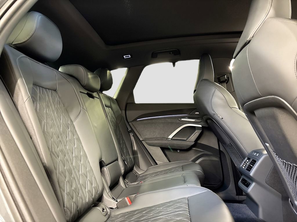 New 2026 Audi SQ5 Premium Plus image 16