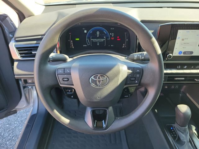 Used 2025 Toyota Camry LE w/ Convenience Package FWD image 20