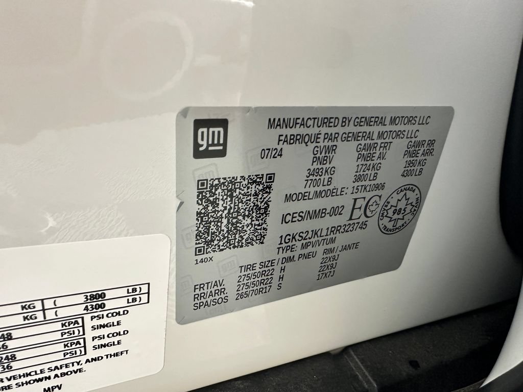 Used 2024 GMC Yukon XL Denali AWD/4WD image 38