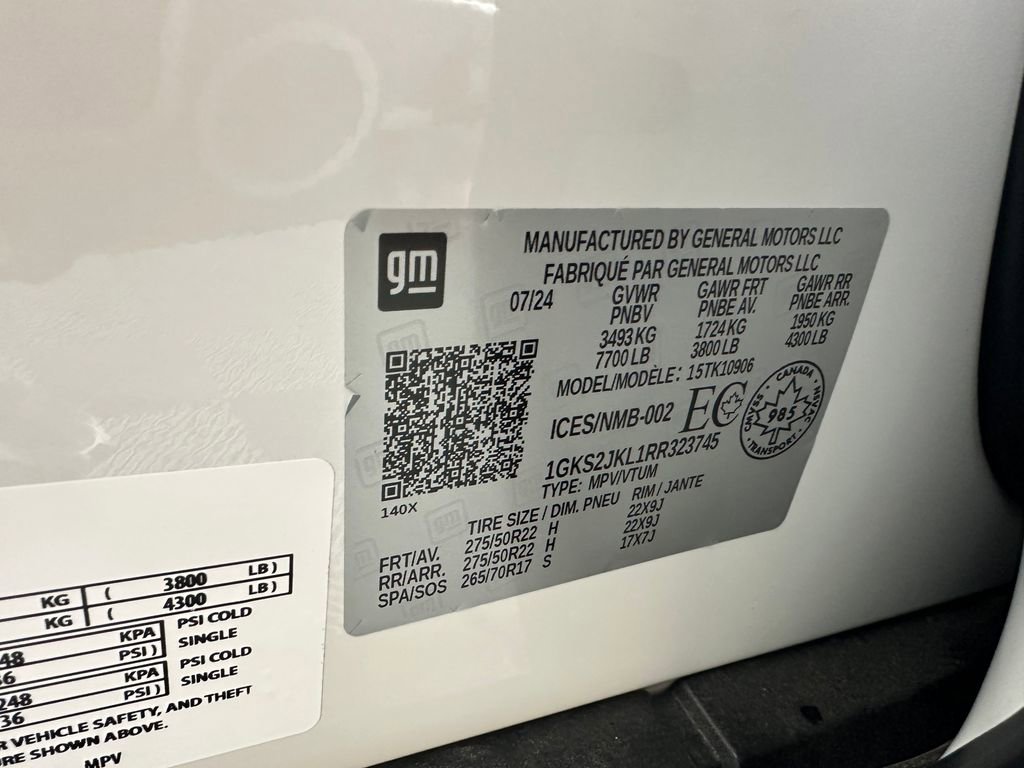 Used 2024 GMC Yukon XL Denali AWD/4WD image 38