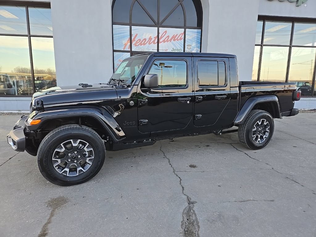 New 2026 Jeep Gladiator Mojave AWD/4WD image 4