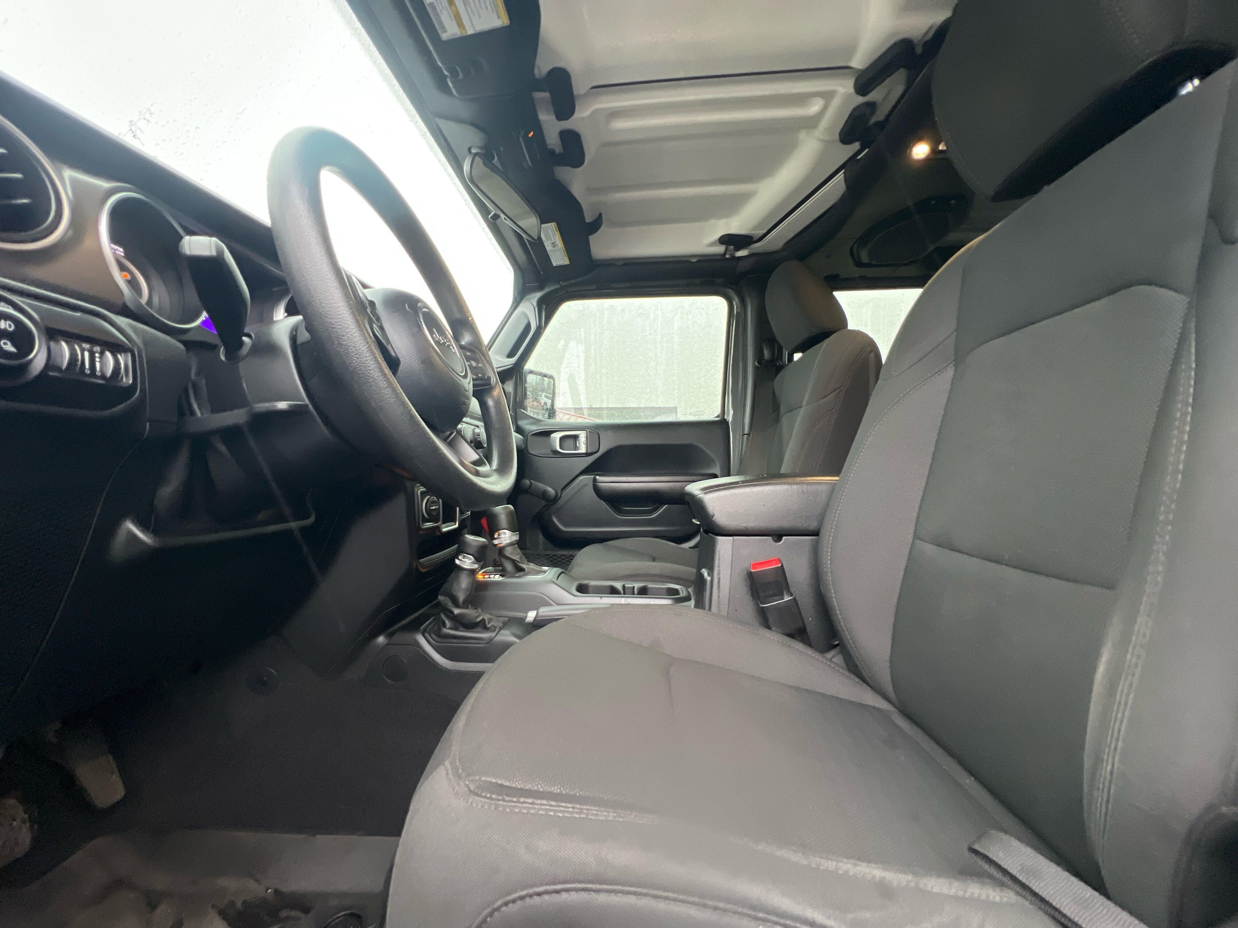 Used 2021 Jeep Gladiator Sport image 22