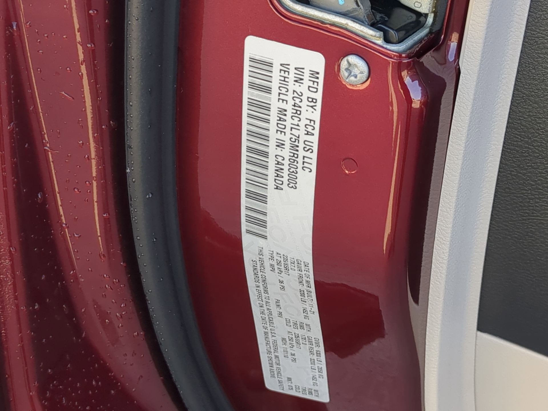 Used 2021 Chrysler Pacifica Touring-L image 32