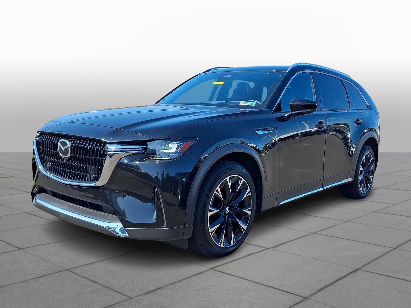 Certified 2024 MAZDA CX-90 Plug-In Hybrid w/ Premium Plus AWD/4WD image 4