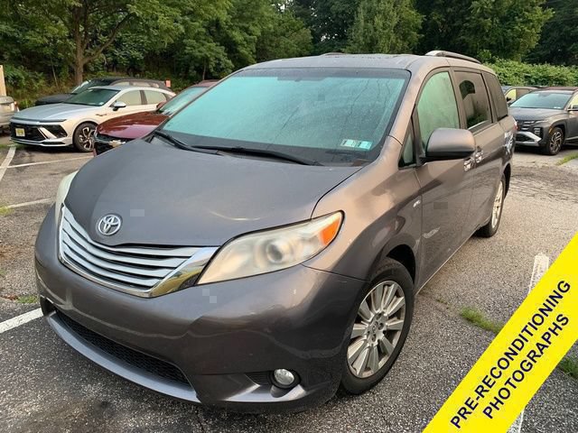 Used 2017 Toyota Sienna XLE Premium
