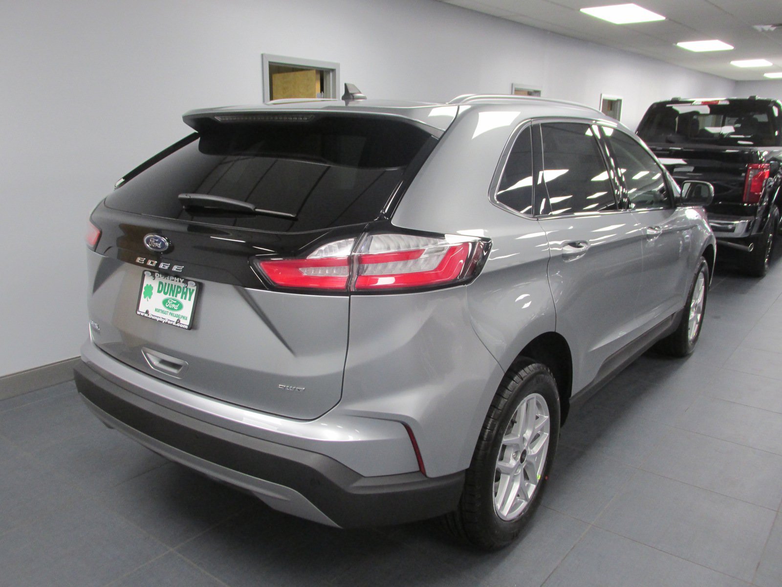 New 2024 Ford Edge SEL w/ Convenience Package AWD/4WD image 5