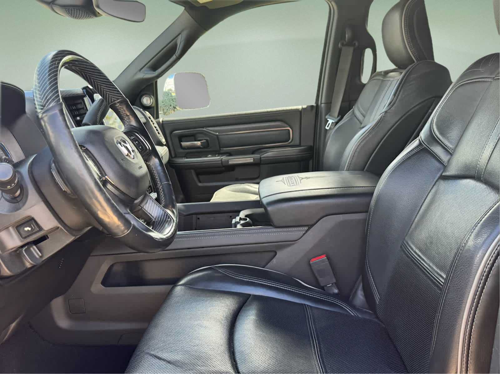 Used 2019 RAM 2500 Limited AWD/4WD image 10