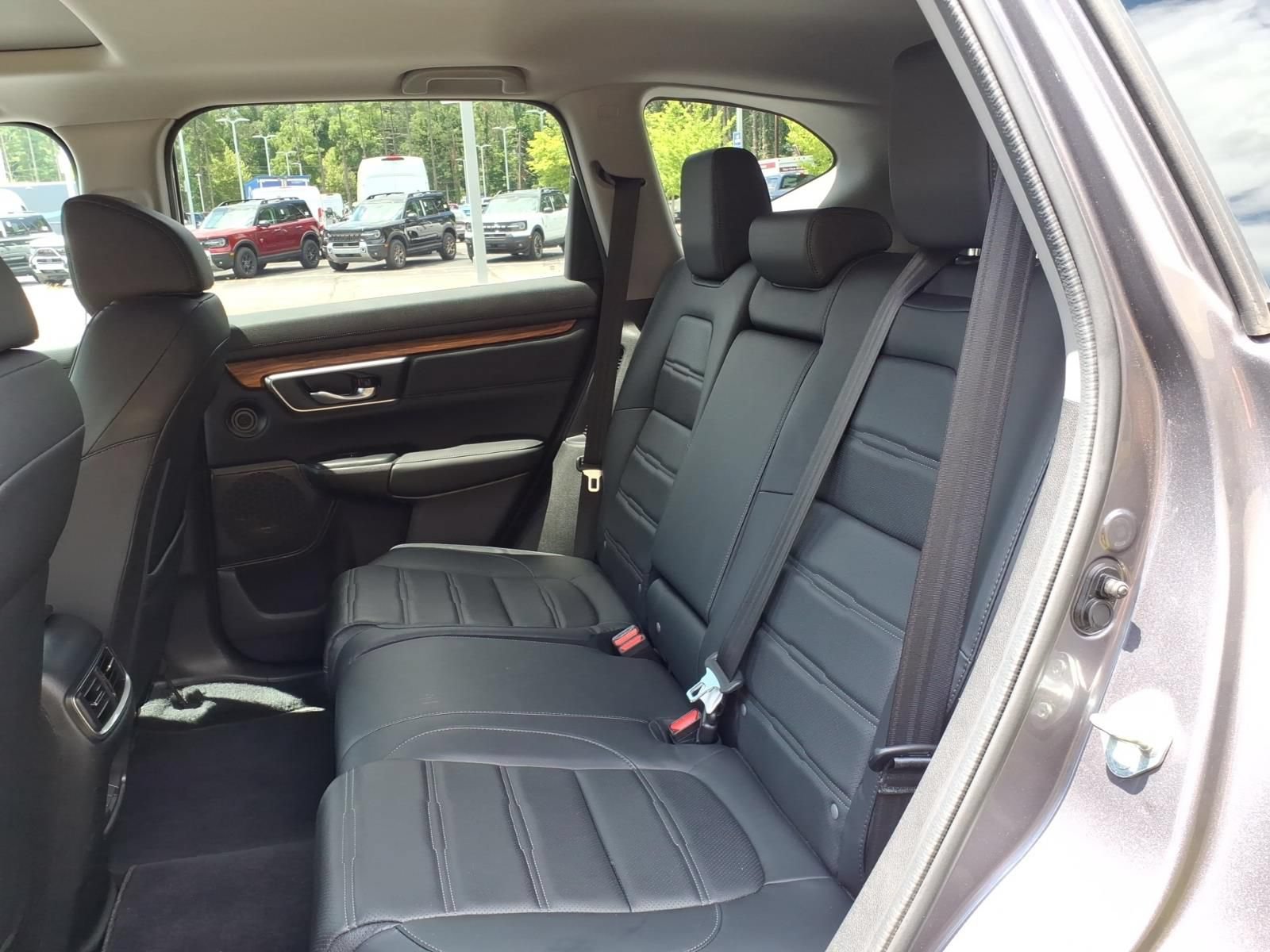 Used 2021 Honda CR-V Touring image 30