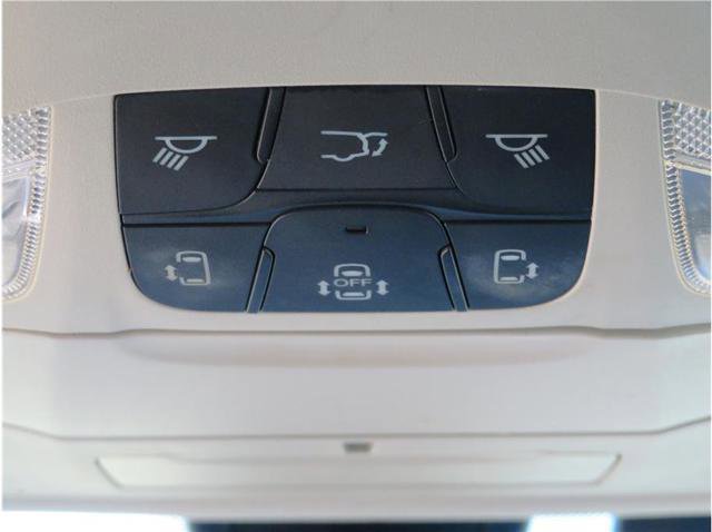 Used 2017 Chrysler Pacifica Touring-L Plus image 11