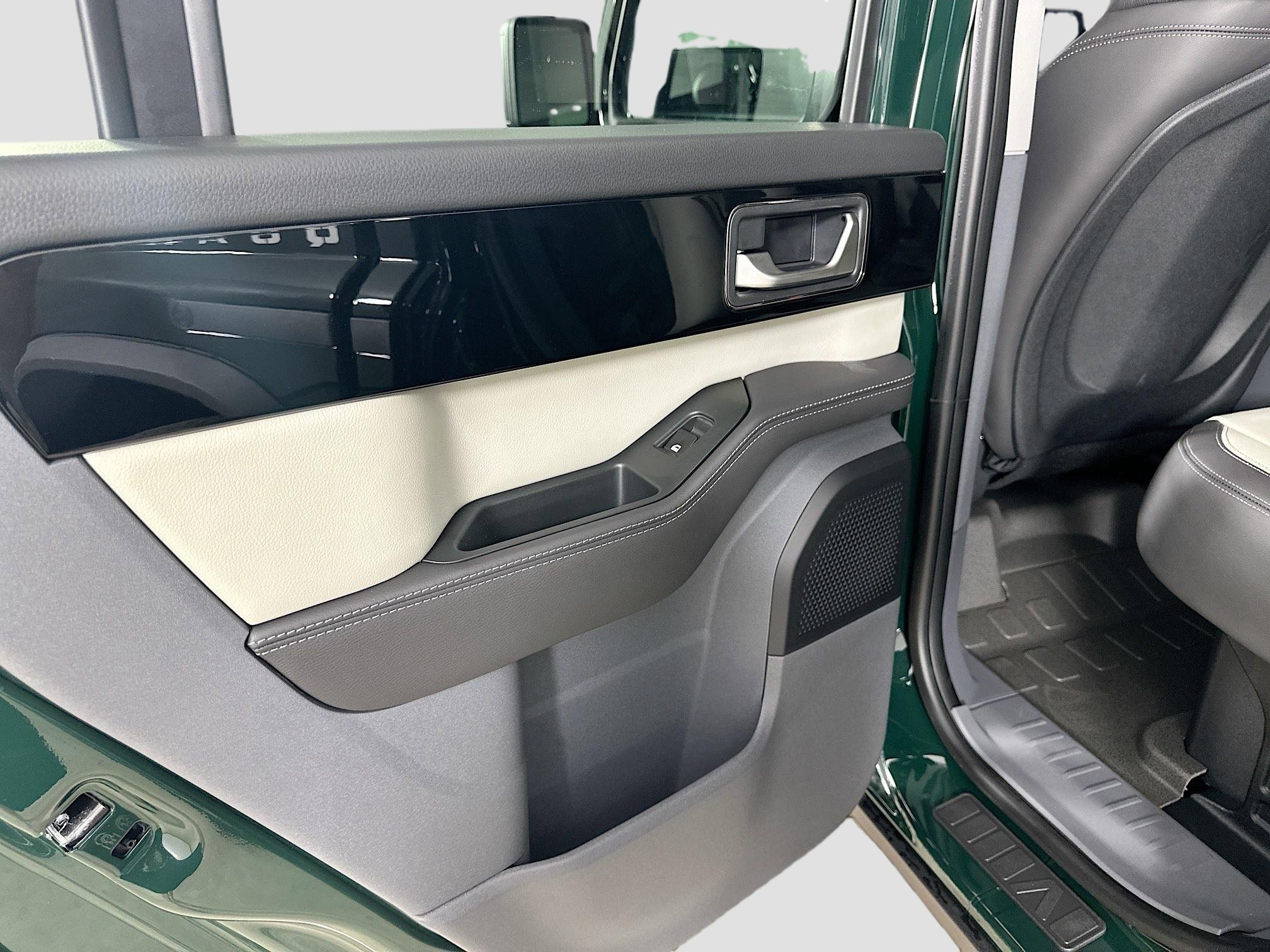 New 2025 INEOS Grenadier AWD/4WD image 36