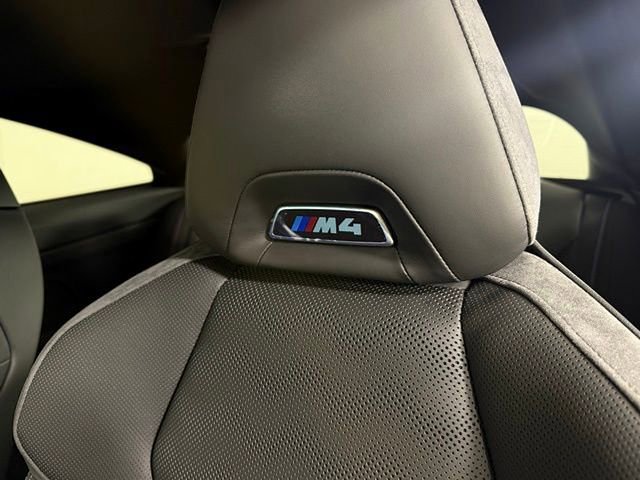 Used 2026 BMW M4 Competition image 39