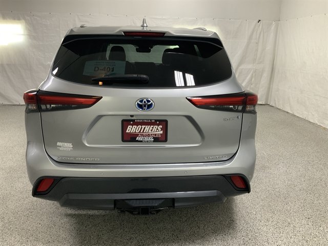 Used 2020 Toyota Highlander Limited AWD/4WD image 6