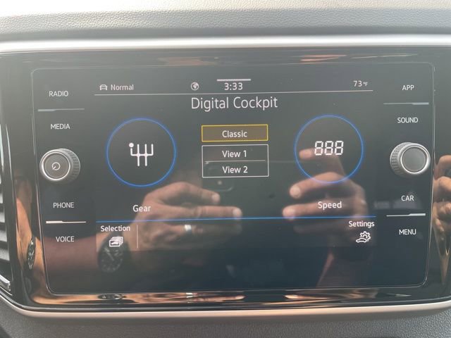 Certified 2023 Volkswagen Atlas Cross Sport SE image 20