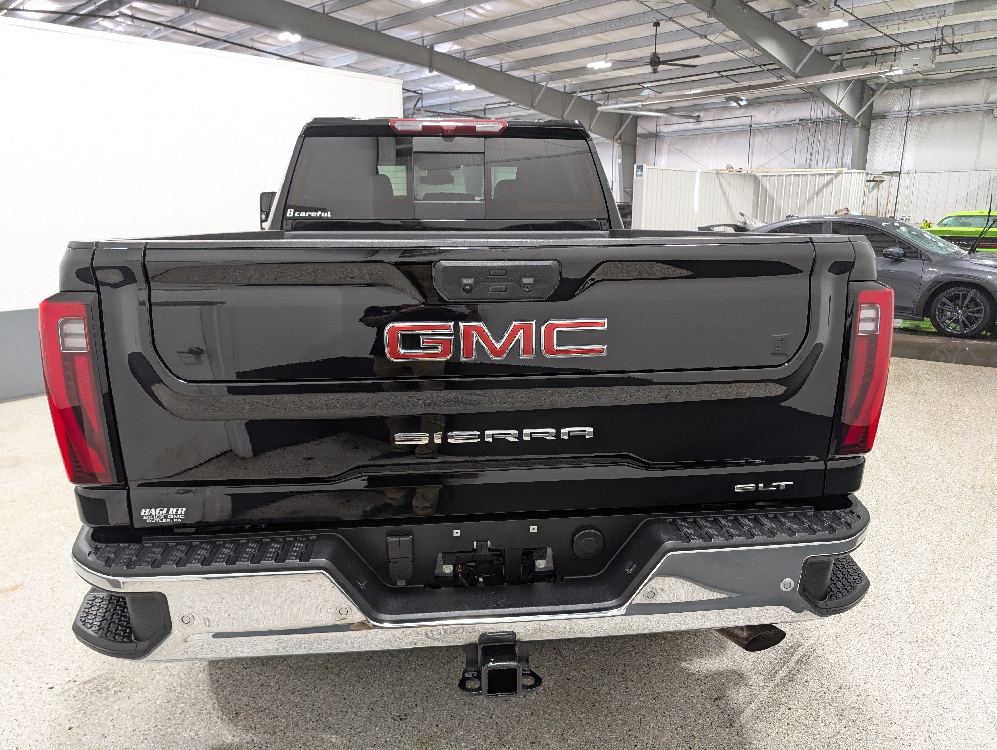 Used 2025 GMC Sierra 2500 SLT AWD/4WD image 4