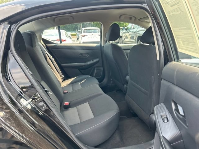 Used 2024 Nissan Sentra SV FWD image 17