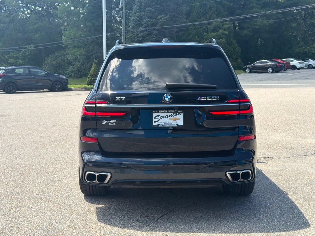 Used 2023 BMW X7 M60i w/ Climate Comfort Package AWD/4WD image 5
