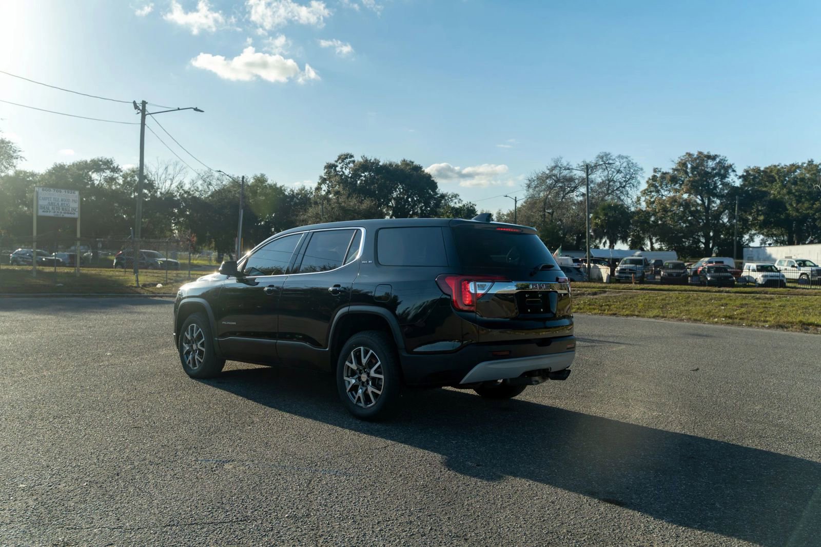 Used 2021 GMC Acadia SLE image 5