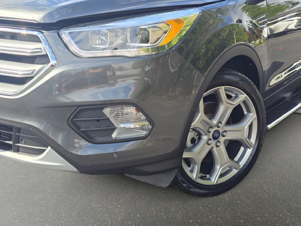 Used 2017 Ford Escape Titanium w/ Equipment Group 301A AWD/4WD image 33