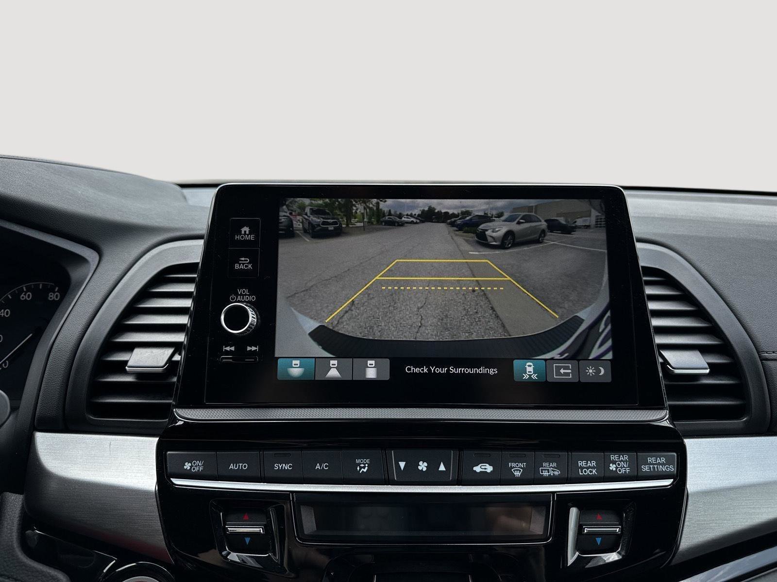 Certified 2025 Honda Odyssey Touring image 15