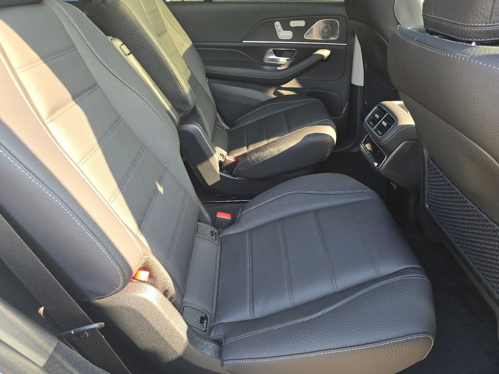 New 2026 Mercedes-Benz GLS 450 4MATIC image 19
