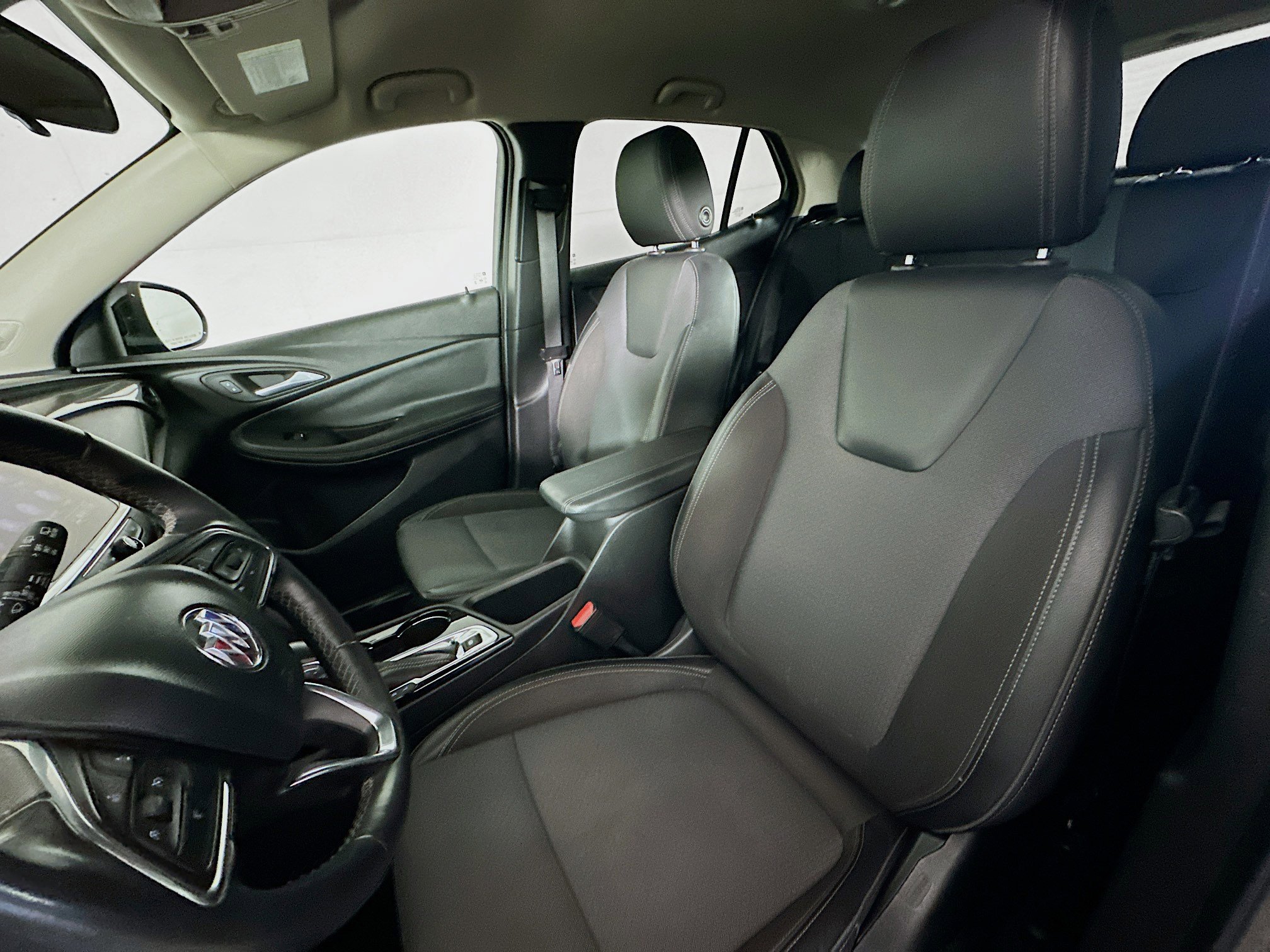 Used 2022 Buick Encore GX Select image 13