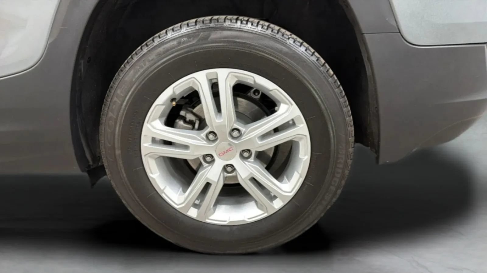 Used 2020 GMC Terrain SLE AWD/4WD image 26