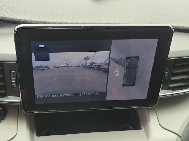 Certified 2022 Ford Explorer XLT w/ Equipment Group 202A RWD image 29