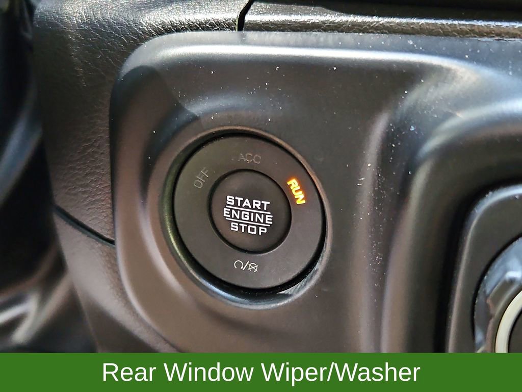 Used 2022 Jeep Wrangler Unlimited Sahara w/ Cold Weather Group AWD/4WD image 17