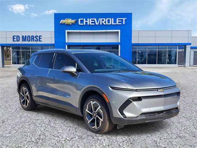 New 2026 Chevrolet Equinox EV LT image 2