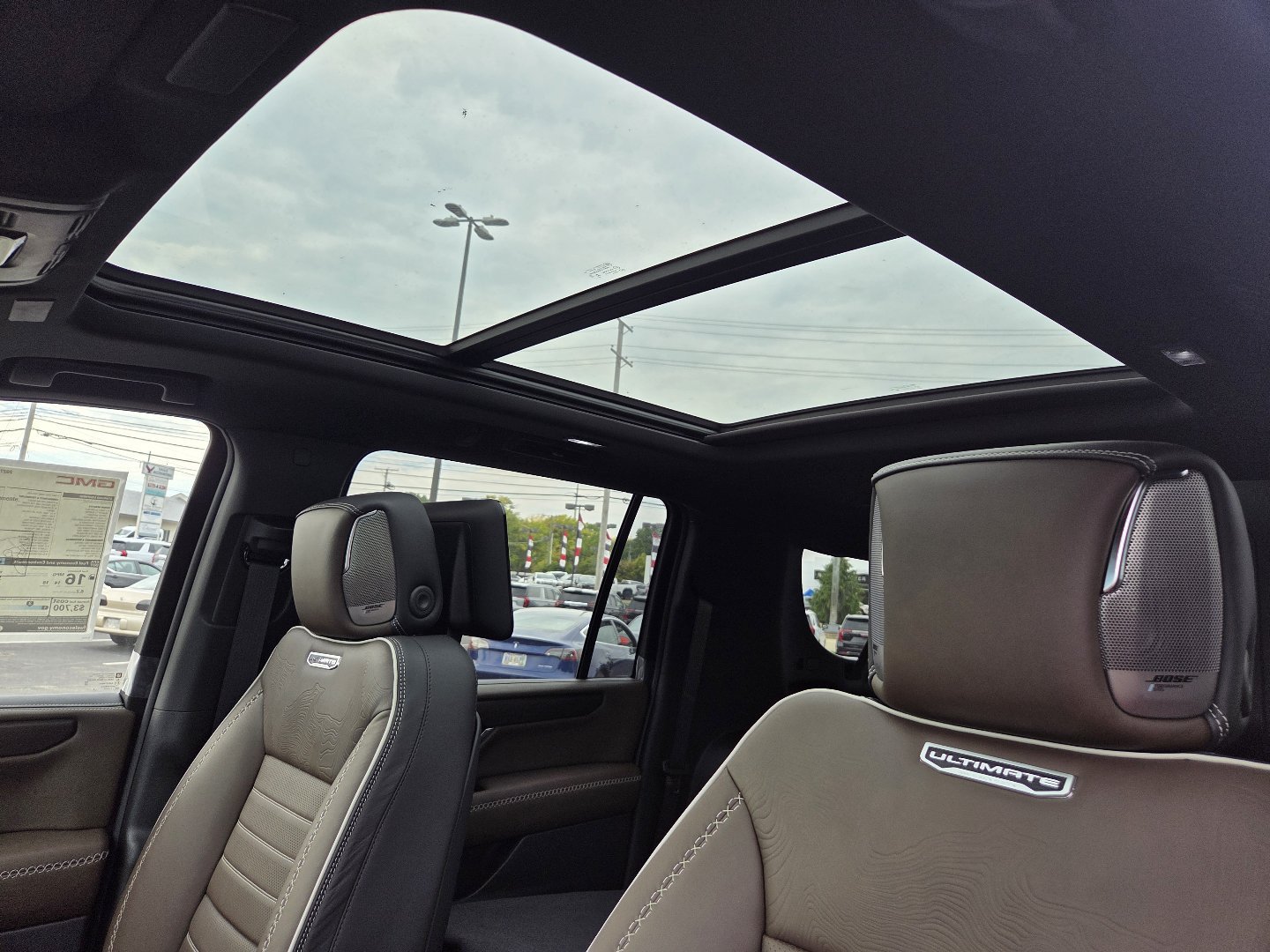 New 2027 GMC Yukon XL Denali Ultimate w/ LPO, Floor Liner Package AWD/4WD image 6