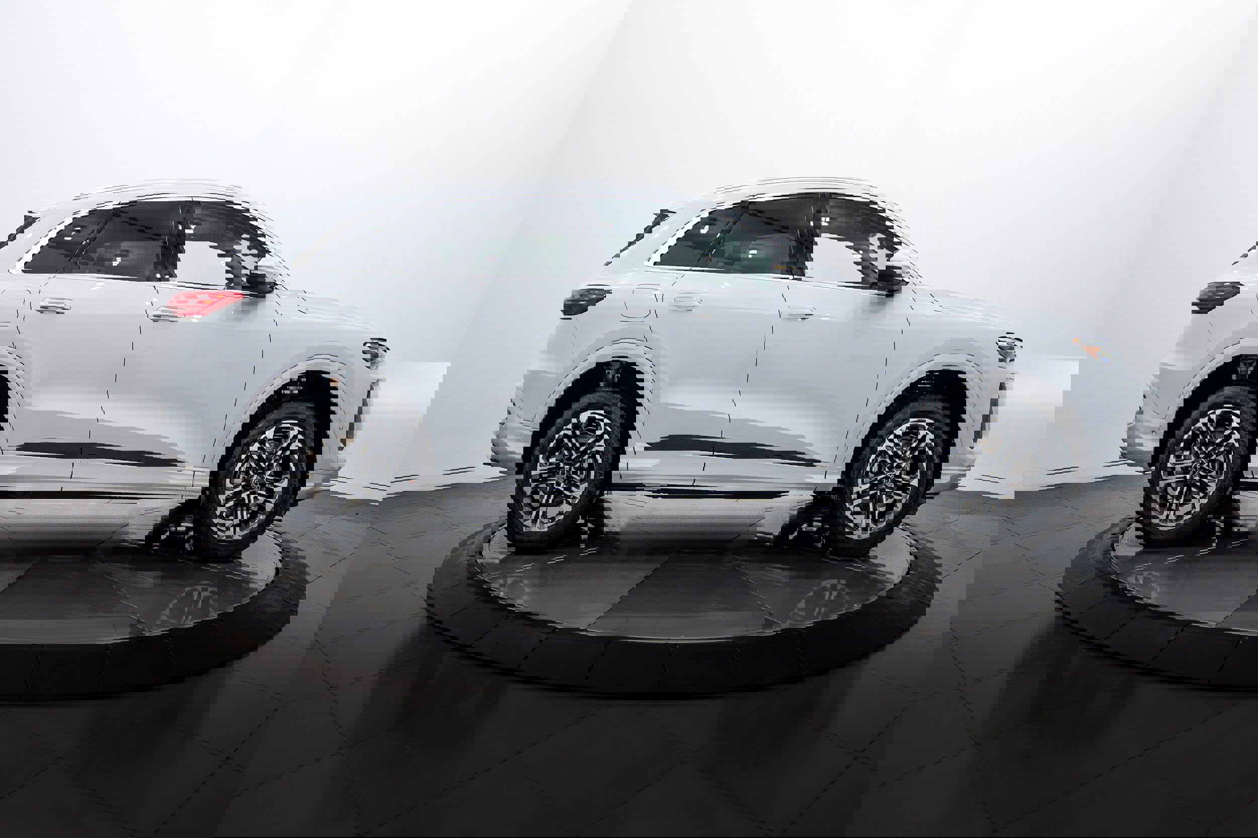 New 2025 Audi Q5 Premium Plus image 3