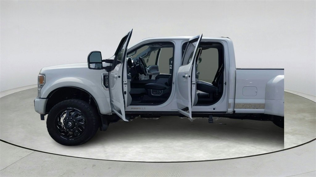 Used 2022 Ford F450 Limited w/ FX4 Off-Road Package image 11