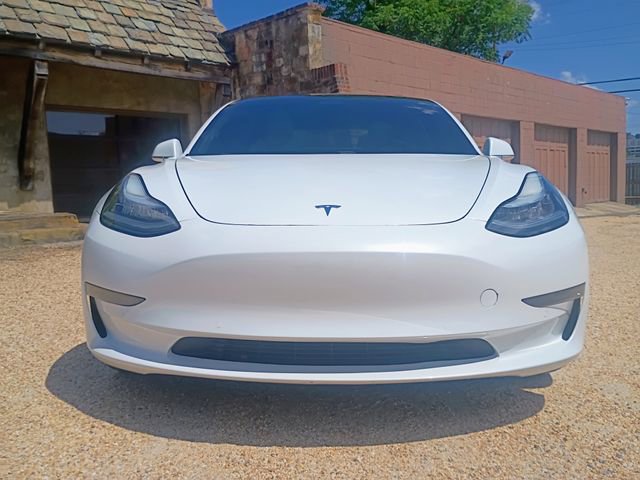 Used 2020 Tesla Model 3 Standard Range RWD image 3