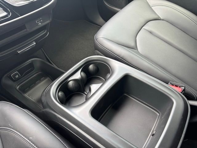 New 2026 Chrysler Voyager LX image 22