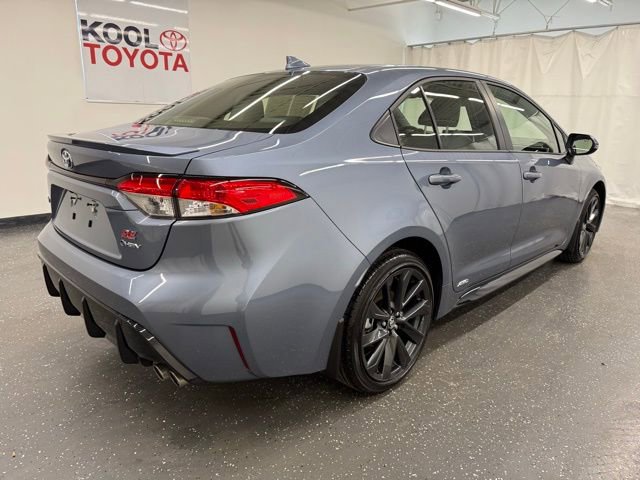 Used 2025 Toyota Corolla SE AWD/4WD image 2