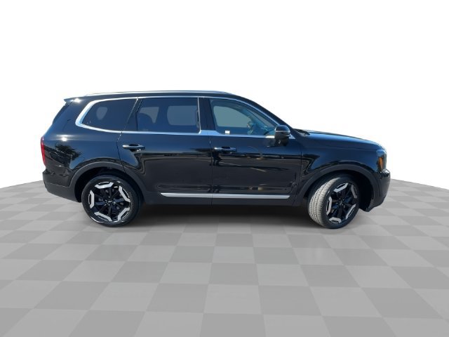Used 2025 Kia Telluride S FWD image 9