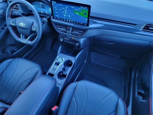 Certified 2025 Ford Escape ST-Line Elite w/ Premium Technology Package image 39