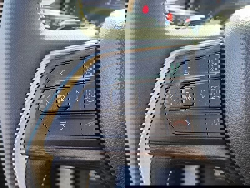 Used 2024 Jeep Grand Cherokee L Limited w/ Black Appearance Package image 29