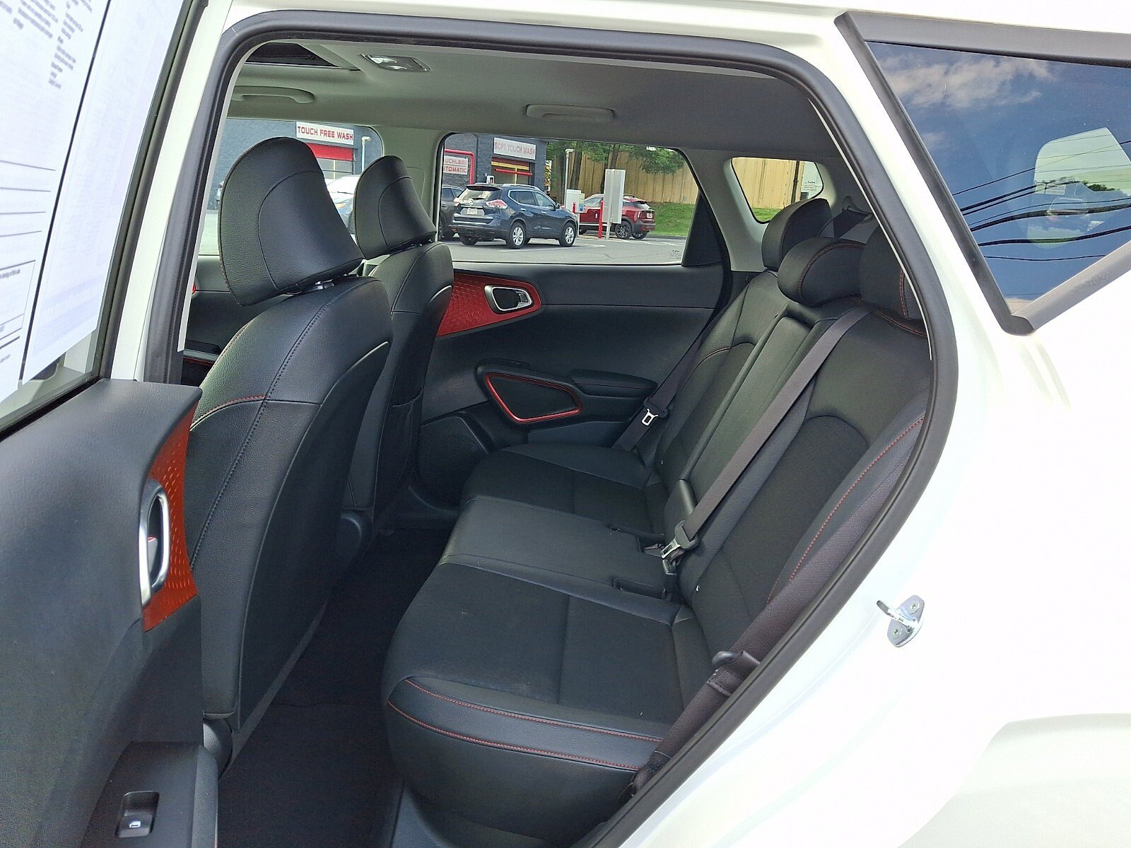 Used 2023 Kia Soul GT-Line w/ GT-Line Technology Package FWD image 15