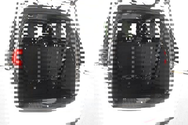 New 2026 Chrysler Pacifica Select image 7