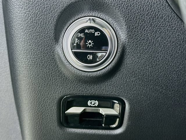 Certified 2024 Mercedes-Benz CLE 300 4MATIC Coupe image 10