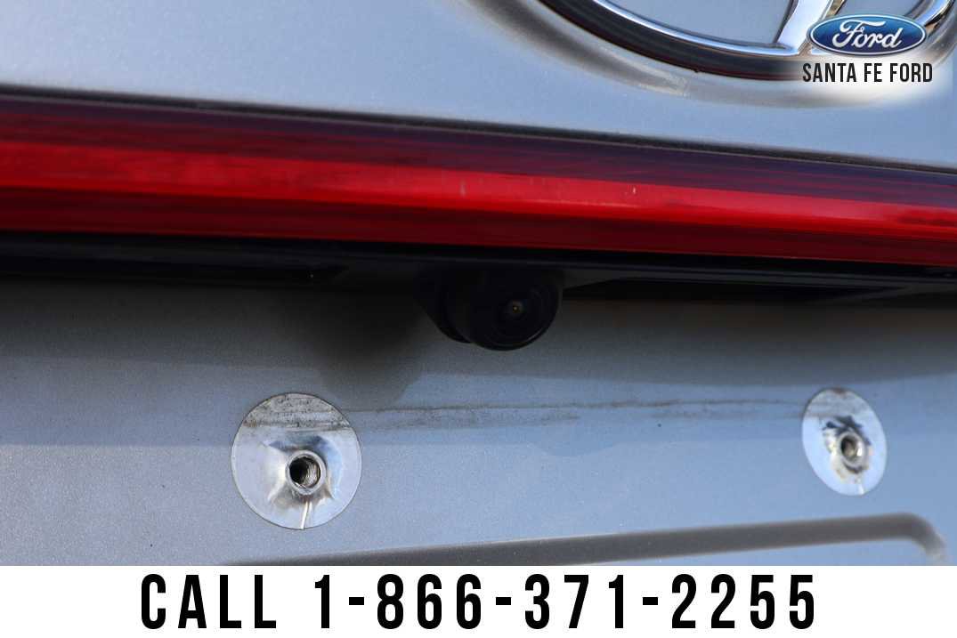 Used 2023 Hyundai Santa Fe SEL image 7