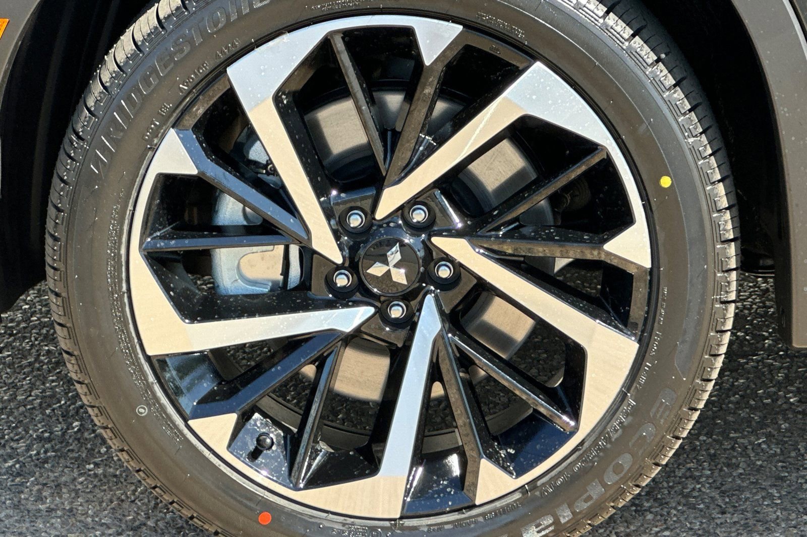 New 2025 Mitsubishi Outlander SEL image 25