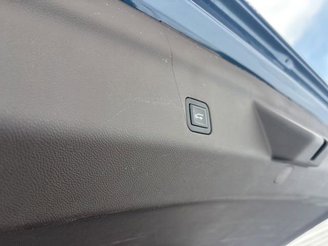 Used 2025 GMC Yukon Elevation w/ LPO, Floor Liner Package image 8