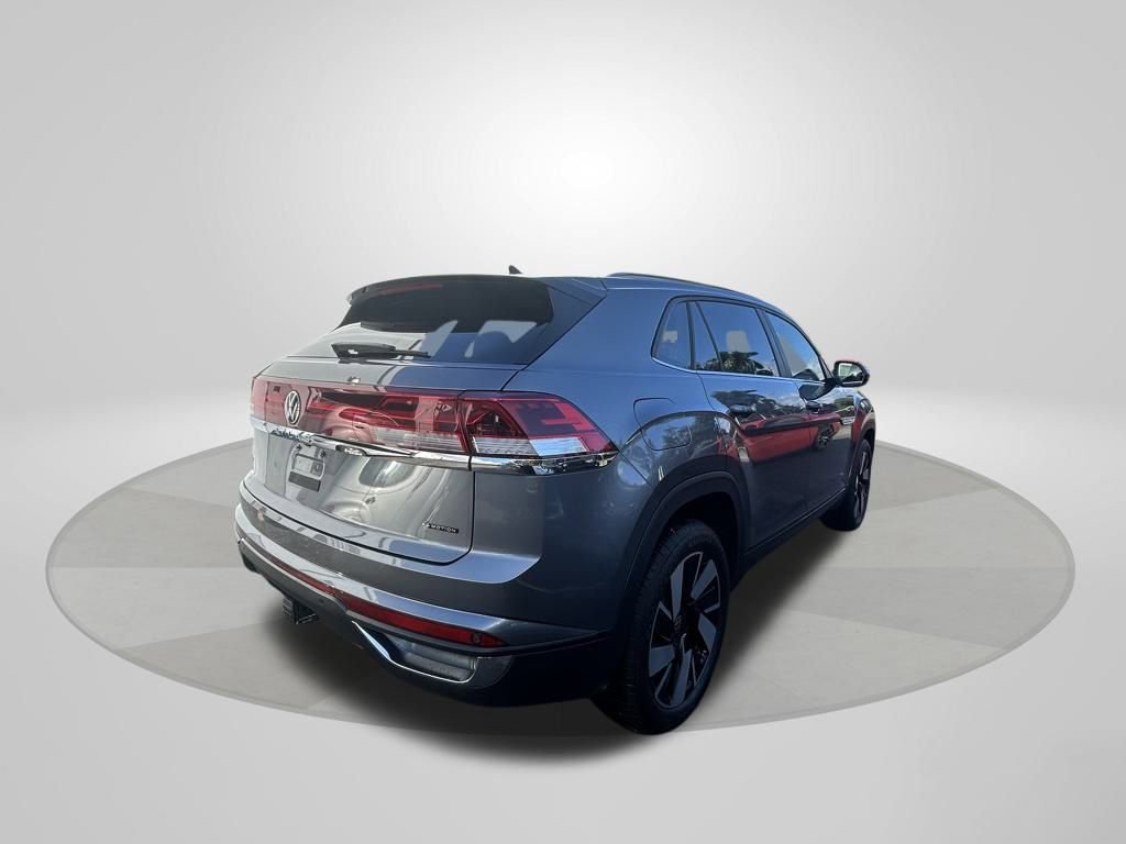 Used 2024 Volkswagen Atlas Cross Sport SE image 7